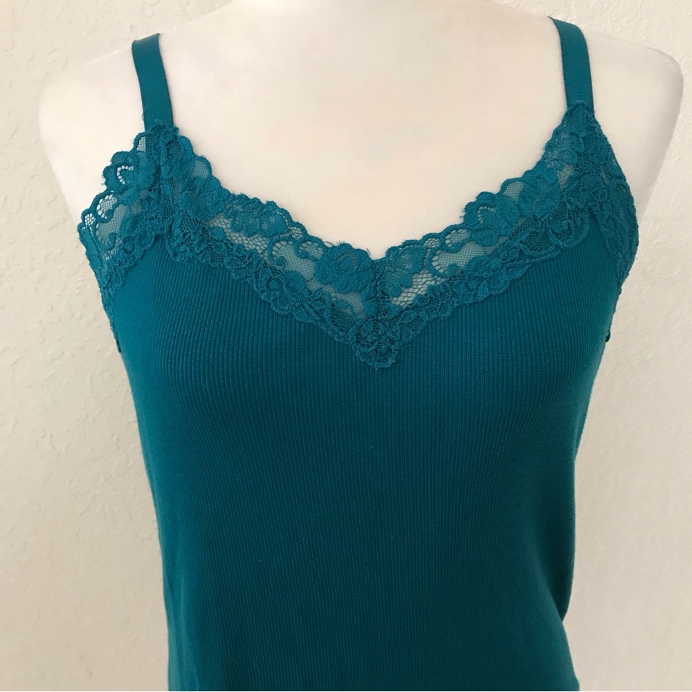 Chicos Medium Beautiful Top - Picture 4 of 7